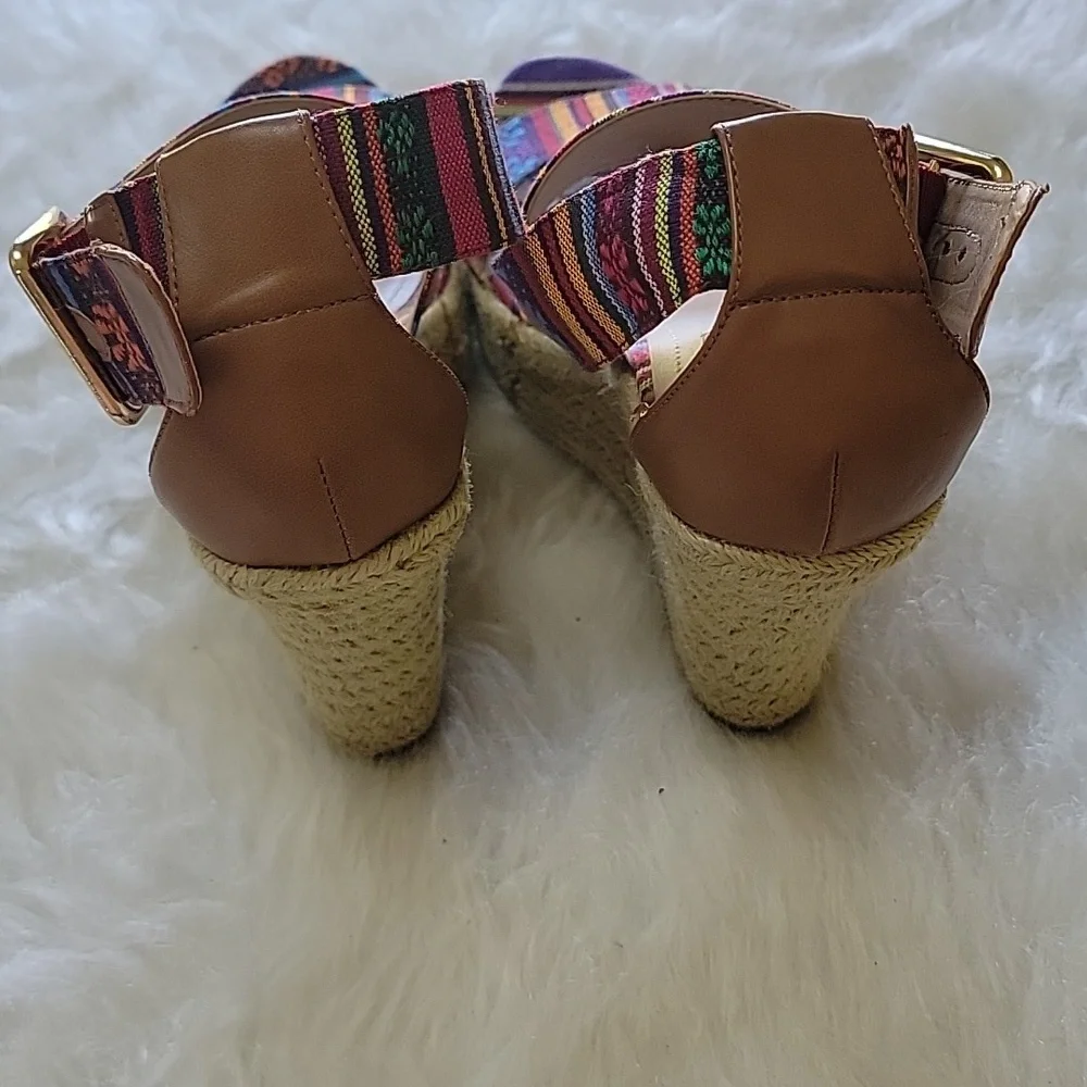 STEVE MADDEN Southwestern Colorful Striped Open Toe Ankle Strap Boho Espadrilles
